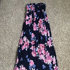 **SOLD** Maternity dress